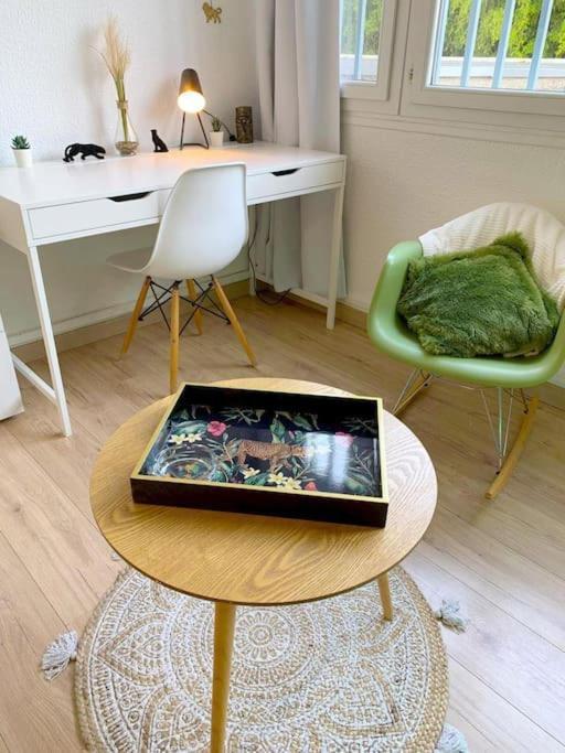 Апартаменти Studio Proche Centre Wifi Parking Монпельє Екстер'єр фото